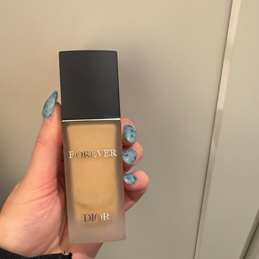 Dior Forever Foundation - Warm Beige